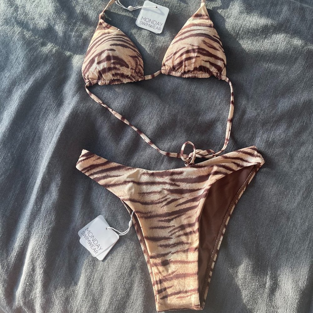 NEVER WORN MONDAY SWIMWEAR TIGER PRINT SWIMSUIT